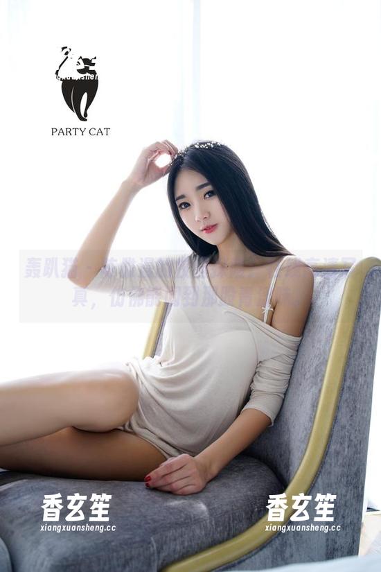 轰趴猫 - 陈雅漫的校园探险：在线高清写真，仿佛能闻到那股青涩味。