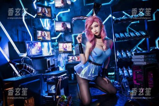 阮邑Fairy的奇妙大凤礼服：分享一下，完全不解释！