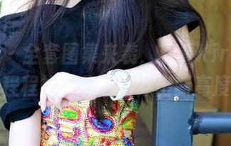 青豆客 – 全套图集来袭，看看Kiren_程程程如何将白裙穿出新高度
